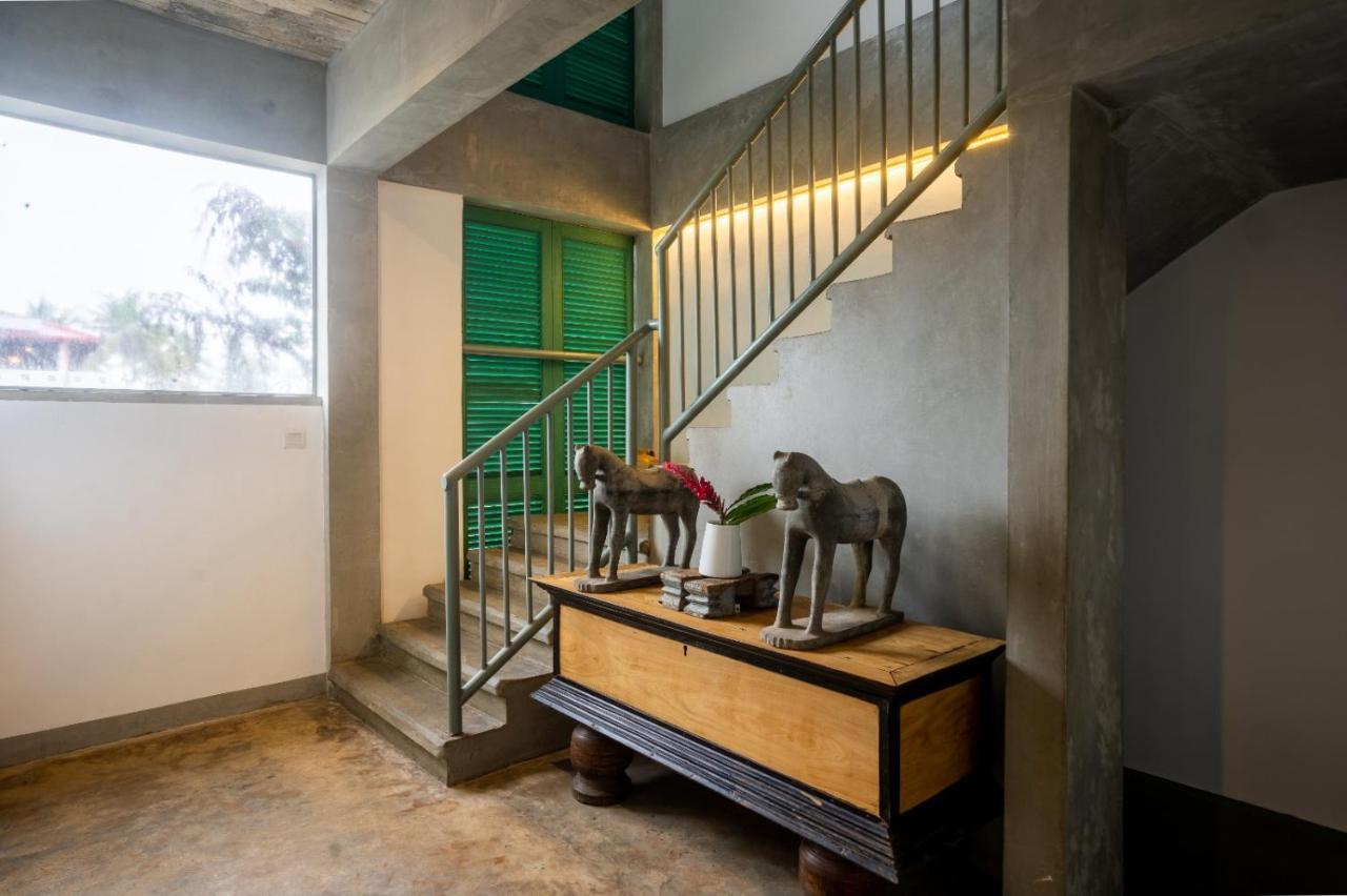 The Southern Gate Ahangama Exterior photo